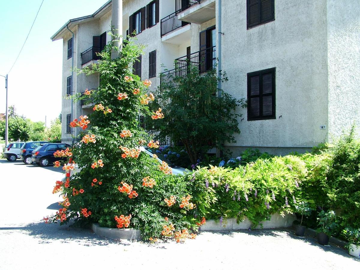 Casa Pier E Anna Apartment Murazzano  ภายนอก รูปภาพ